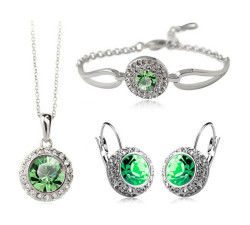 Zielony komplet biżuterii damskiej