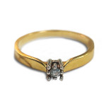 Złoty pierścionek 585 zaręczynowy z małym oczkiem 1,63 g
