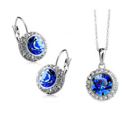 Komplet biżuterii z niebieskimi cyrkoniami