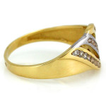 Złoty pierścionek 375 elegancki ażurowy szeroki wzór z białymi cyrkoniami