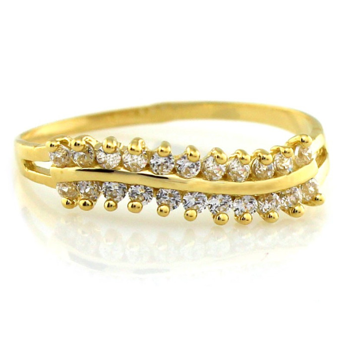 Złoty pierścionek 585 fala z białymi cyrkoniami na prezent elegancki wór