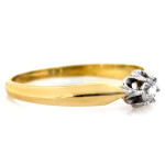 Złoty pierścionek 375 na zaręczyny z białą cyrkonią białe złoto zaręczynowy