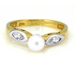 Złoty dwukolorowy pierścionek z perłą