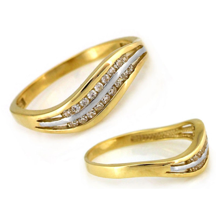 Złoty pierścionek dwukolorowa fala w próbie 585 z białymi cyrkoniami dwa rzędy cyrkonii