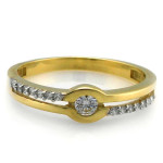 Złoty pierścionek szeroki dwukolorowe złoto 585 z ażurem i białymi cyrkoniami na prezent