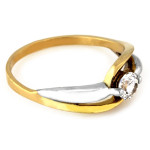Złoty nowoczesny pierścionek 333 z białą cyrkonią oraz białym kruszcem duże oczko 8kt na prezent