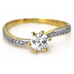 Subtelny pierścionek zaręczynowy złoto 375 z cyrkoniami