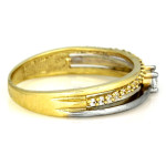 Złoty pierścionek 333 dwukolorowy z cyrkoniami