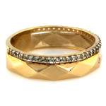 Złoty pierścionek 333 nowoczesny obrączkowy z turmalinami
