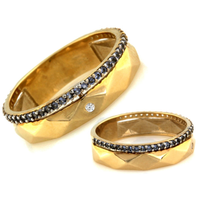 Złoty pierścionek 333 obrączka zdobiony tanzanitami syntetycznymi