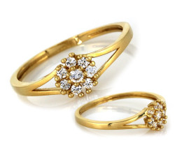 Piękny złoty pierścionek z subtelnym oczkiem z cyrkonii