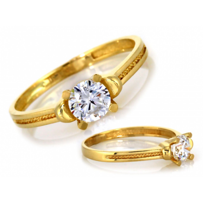 Piękny złoty pierścionek 585 ozdobiony cyrkonią na zaręczyny