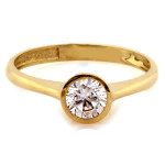 Złoty pierścionek 585 z jednym kamieniem ponadczasowy zaręczynowy
