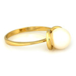 Złoty pierścionek 585 duży efektowny ozdobiony białą perłą