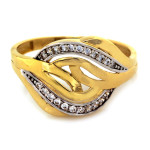 Złoty pierścionek 585 dwukolorowy przeplatany z cyrkoniami