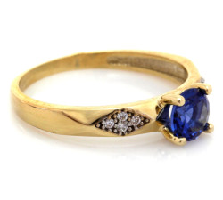 Złoty pierścionek z tanzanitem  333 niebieski kamień