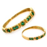 Złoty pierścionek 585 obrączkowy z zielonymi cyrkoniami delikatny