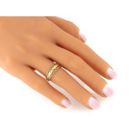 Złoty pierścionek 375 obrączka z ażurowym wzorem bez kamieni
