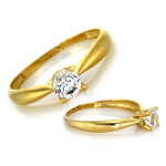 Złoty pierścionek 585 subtelny z cyrkonią na zaręczyny