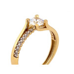 Złoty pierścionek 585 z cyrkoniami idealny na prezent