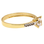 Złoty pierścionek 585 z cyrkonią na zaręczyny elegancki z kamieniem