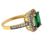 Złoty pierścionek 585 z zielonym prostokątnym szmaragdem syntetycznym