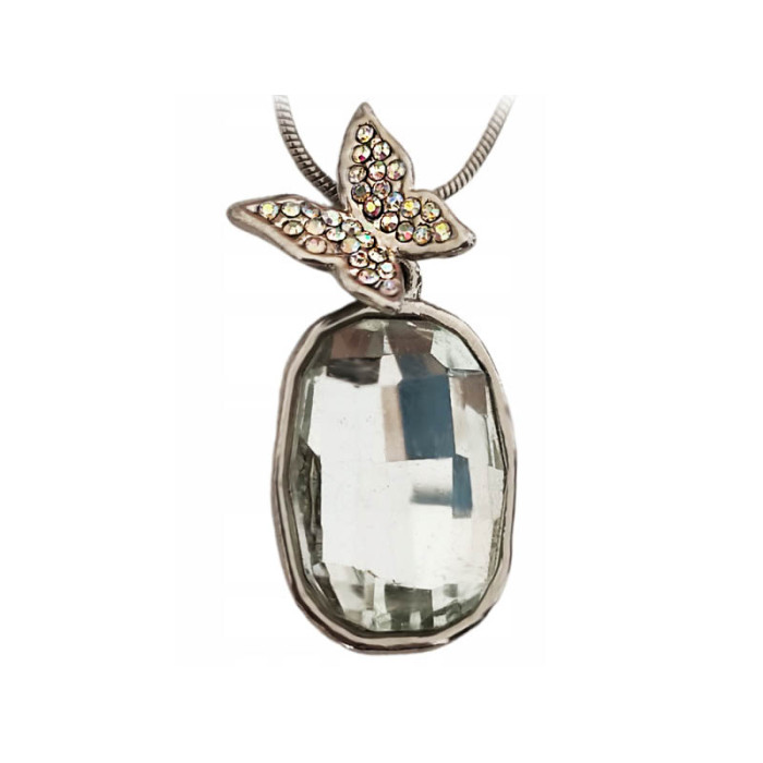 Srebrny naszyjnik motyl z prostokątną cyrkonią