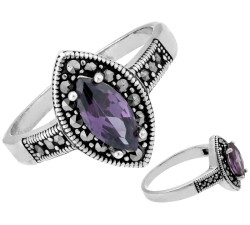 Srebrny pierścionek z fioletową cyrkonią i markazytami oksydowany