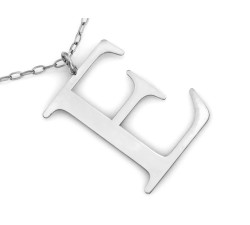 Srebrny łańcuszek z modną dużą literą E