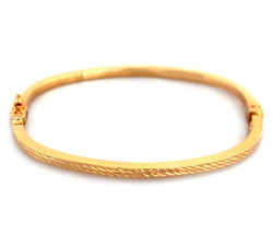 Złota bransoletka 585 bangle diamentowana