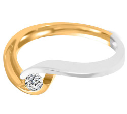złoty pierścionek z brylantami